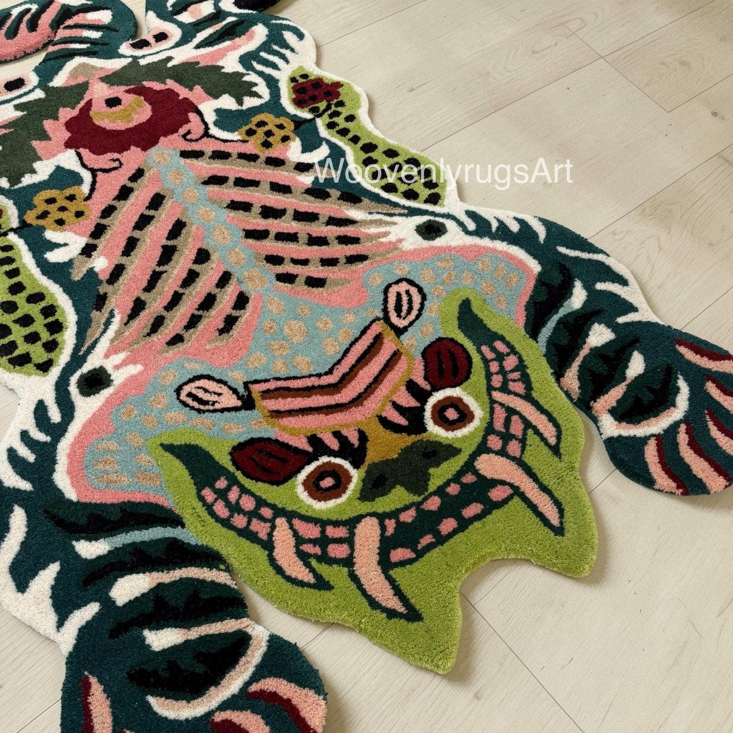 Hand Tufted Wool Tiger Rug, Abstract Animal Shape, Jungle Theme Area Carpet